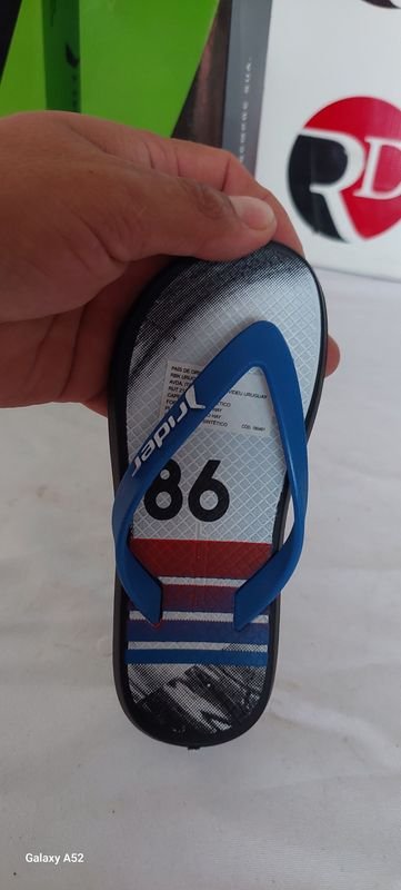 Zapatos de playa B22- 2 Calzado talle 23 - imagen 3