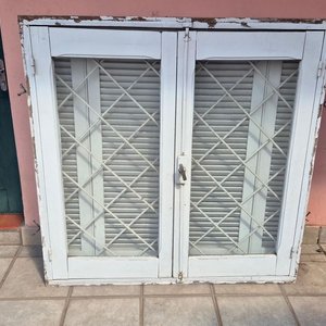 Gran Subasta en la Ciudad Rivera con Orden de Vender!!!.. Antiguedades-Jueguetes-Azulejos Mosaicos-Articulos Que Pertenecieron al Atelier del Maestro Osmar Santos y Otros Lotes Más....