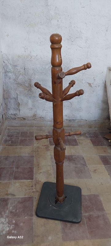 Perchero en madera para decoración del hogar - imagen 2