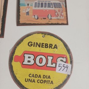 Lote de 8 Chapas Vintage: Mercedes, Jack Daniels, BOLS Ginebra, Uruguay y más - imagen 2