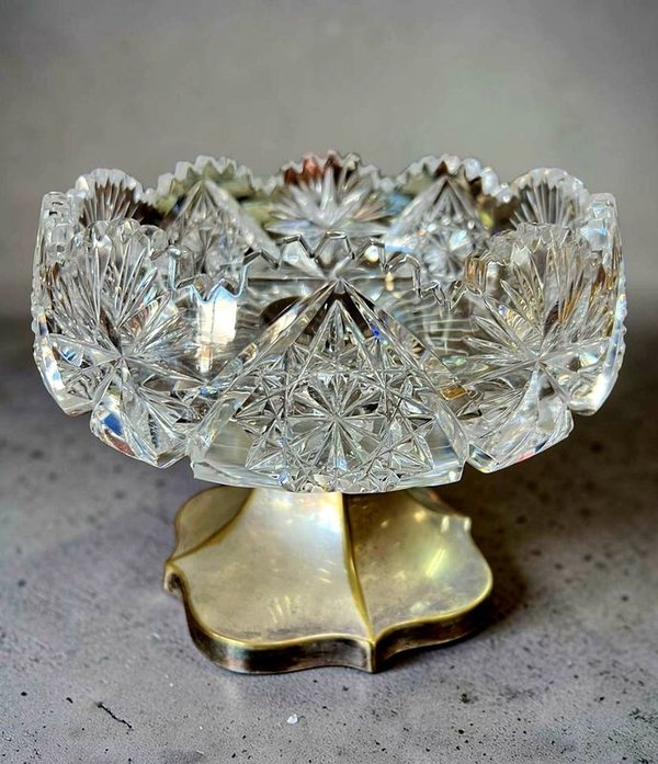 Centro de Mesa Antiguo Cristal Tallado con Pie Plateado - imagen 1