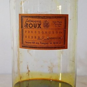 Lote siguiente: Frasco de Farmacia Antiguo Vidrio Transparente con Tapón Esmerilado - Farmacia Roux Montevideo