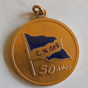 Lote anterior: Medalla Conmemorativa "C.N. de F. 50 Años" 2012