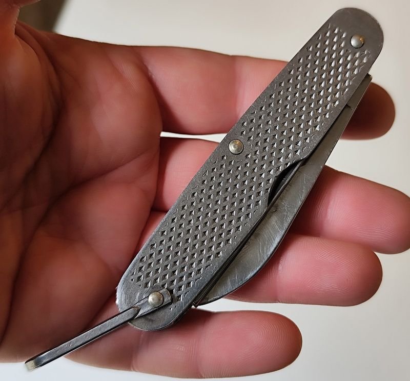 Navaja de Piloto Americano Camillus 1980 con Estuche