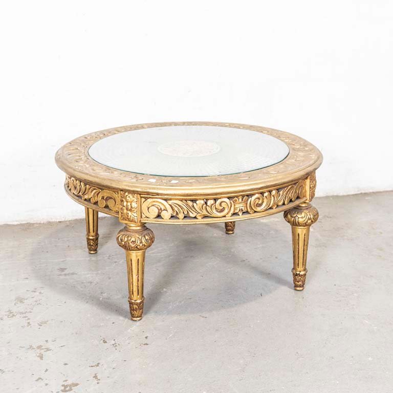 Lote siguiente: Mesa de living circular estilo Luis XVI