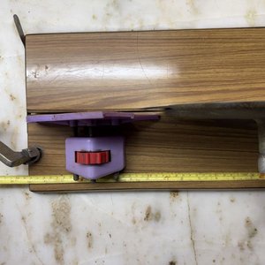 Rebanadora Manual de Mesa con Base de Madera y Cuchilla Metálica - imagen 5