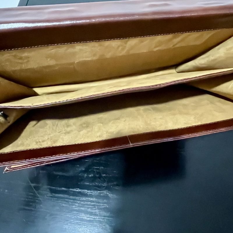 Dos portafolios de cuero en excelente condición - imagen 5