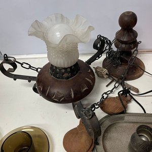 Lote de Vajilla, Aplique de Luz, Máquina de Pastas y Más - imagen 2