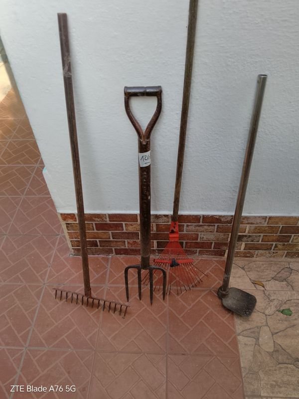 Item 889938 - Image 0