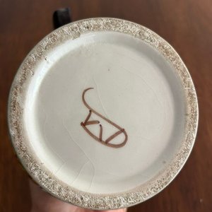 Jarra Antigua de Cerámica Esmaltada Artesanal con Diseño Floral - imagen 3