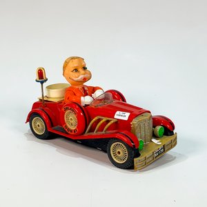 Auto de Juguete Rojo a Pila con Figura de Anciano - Son Ai Toys (1984) - imagen 2