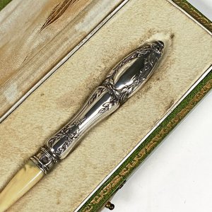 Cuchara Antigua de Plata Francesa con Mango de Marfil y Estuche Original - imagen 2