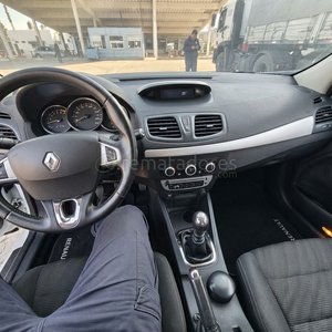 Renault Fluence Blanco Sedán 2011 - imagen 8