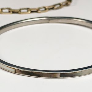 Conjunto de Dos Pulseras y Dos Anillos Calados - imagen 3