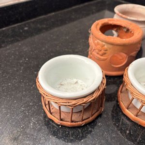 Lote de 5 Cuencos de Barro y Porcelana - imagen 2