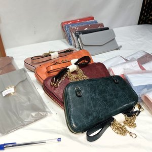 Lote de Carteras, Porta Celulares y Billeteras de Eco Cuero Nuevas - imagen 4