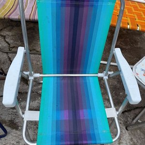 Lote de Sillas de Playa, Reposera y Sombrillas - imagen 5