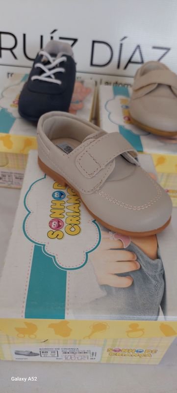 Zapatillas autografiadas de Z Diaz, tamaño 20 - imagen 3