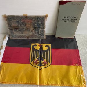 Lote anterior: Billete de 1000 Coronas Austrohúngaras de 1902 y Bandera de Alemania