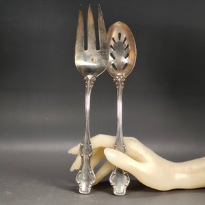 Par de Piezas de Servir "Towle" en Metal Sellado: Cuchara Calada y Tenedor - imagen 2