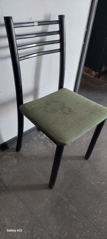 Silla en buen estado para hogar - imagen 3