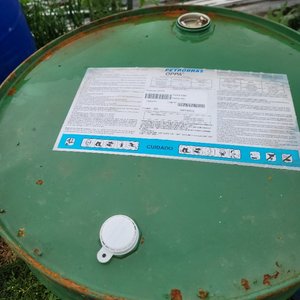 Dos Tanques Metálicos de 200 Litros - imagen 3