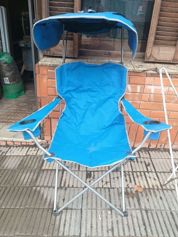 Silla playera con sombrilla y accesorios - imagen 2