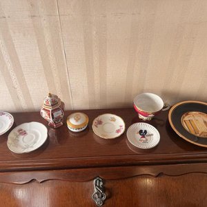 Lote siguiente: Lote de Pequeñas Piezas de Cerámica y Porcelana Decorativas