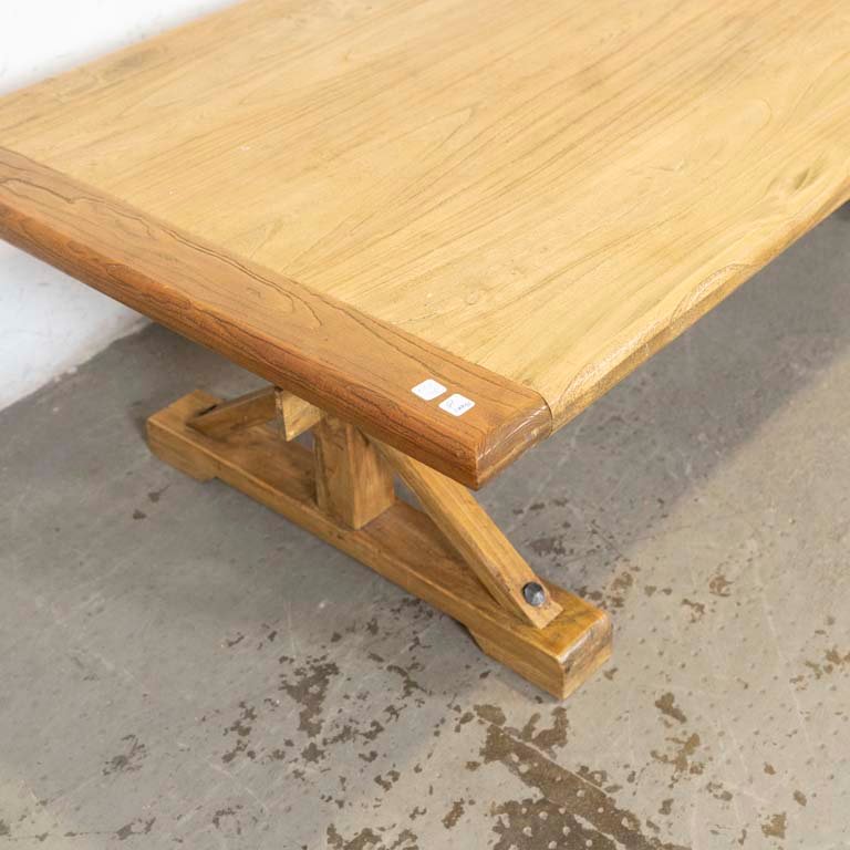 Item 2101837 - Image 1