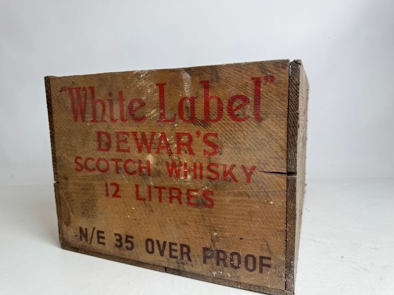 Antiguo cajón con propaganda de WHISKY Dewar's - imagen 3