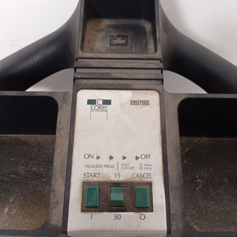 Despojado eléctrico de pie marca Corby. Prende. - imagen 2