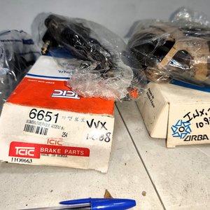 Lote de Bombas de Embrague y Freno para Autos: Lancer, Accent, Hilux - imagen 5