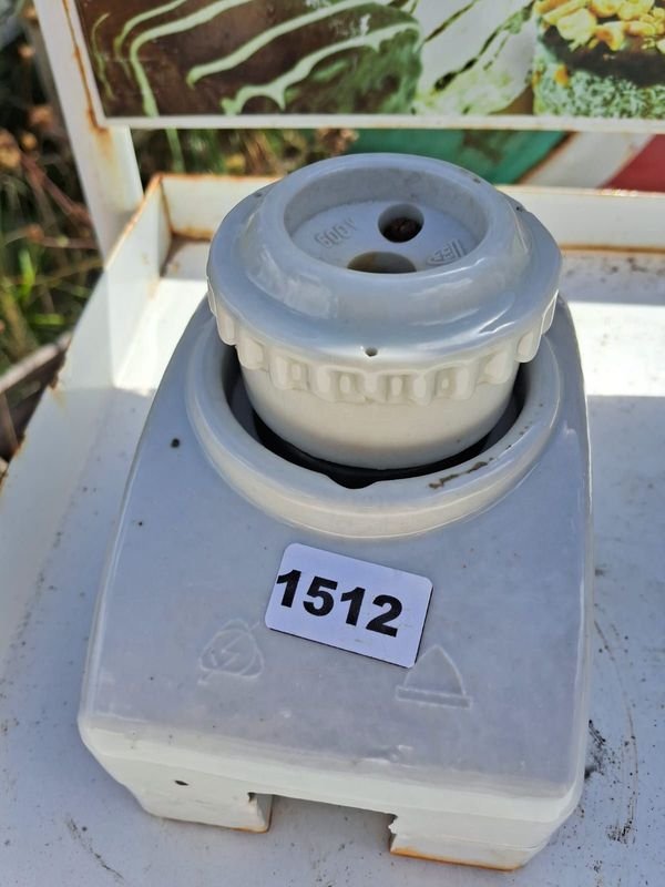 Item 896316 - Image 0