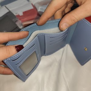 Lote de 10 Billeteras de Eco Cuero en Colores Surtidos - imagen 4