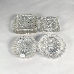 Lote de Cuatro Ceniceros de Cristal Tallado - imagen 3