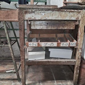 Lote anterior: Lote de 2 Mesas de Trabajo de Madera Rústicas