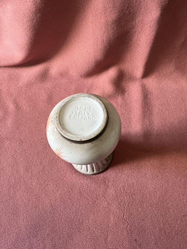 Florero Italiano en Porcelana con Detalle en el Ribete - imagen 6