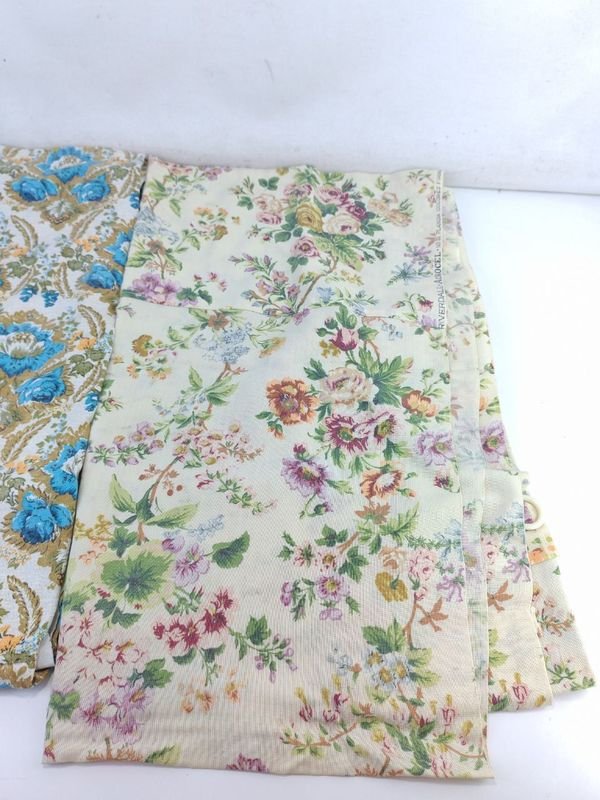 Dos Paños De Cortinas De Flor De Color - imagen 2