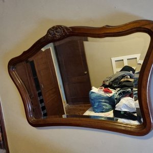 Espejo Antiguo de Pared Luis XV con Talla Floral en Madera - imagen 2