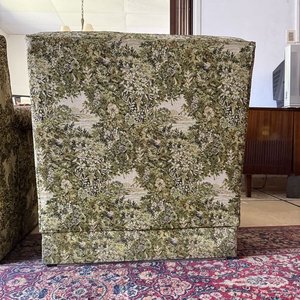 Par de Sillones Individuales Tapizados con Estampado Floral Clásico - imagen 2