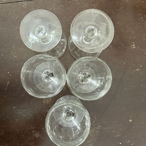 Set de 5 Copas de Cristal con Grabado de Ramas y Hojas - imagen 2