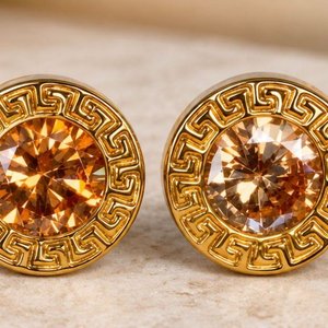 Lote anterior: Aros de Plata con Piedras Champagne y Diseño Guarda Imperial