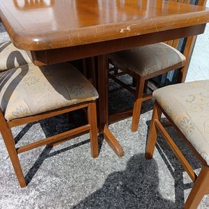 Juego de Comedor: Mesa de Madera con 6 Sillas - imagen 3