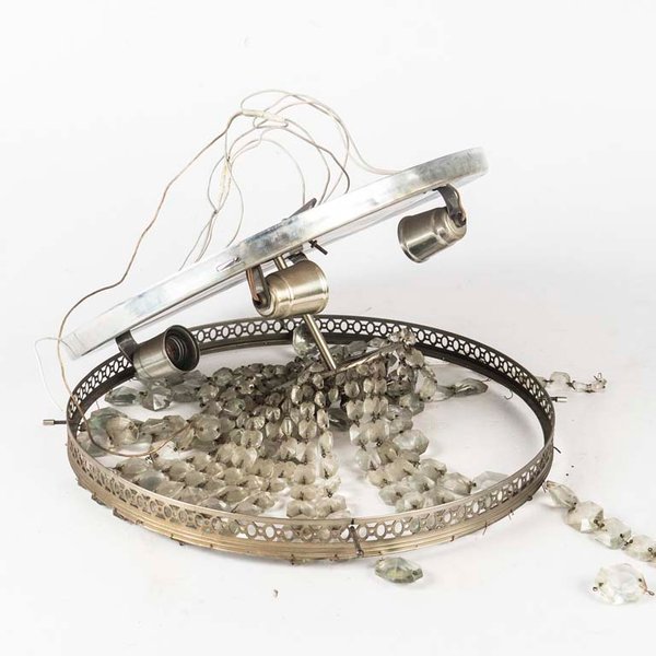 Colgante Metálico con Caireles de Cristal, 4 Luces - Desarmado