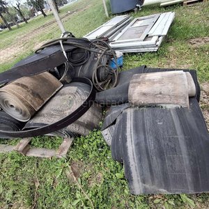 Lote siguiente: Lote de Materiales Industriales y Repuestos Varios
