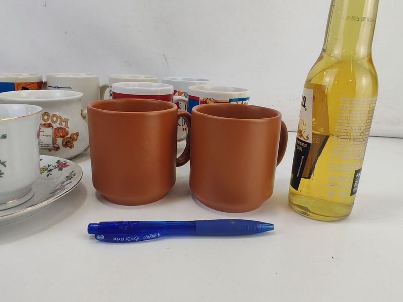 Tazas y Platos de Cerámica y Porcelana - imagen 4