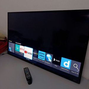 Smart TV Samsung Full HD 49" Modelo UN49J5200AG con Soporte de Pared - imagen 2