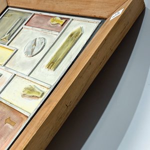 Cuadro de Técnica Mixta en Relieve "Studer" - Motivo Constructivo y Simbólico - imagen 3