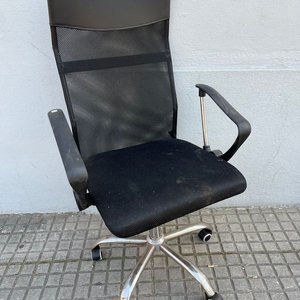 Silla de Oficina Negra con Base de Acero Cromado - imagen 1
