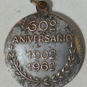 Medalla Conmemorativa Banco Popular Uruguay 60º Aniversario 1902-1962 - imagen 2